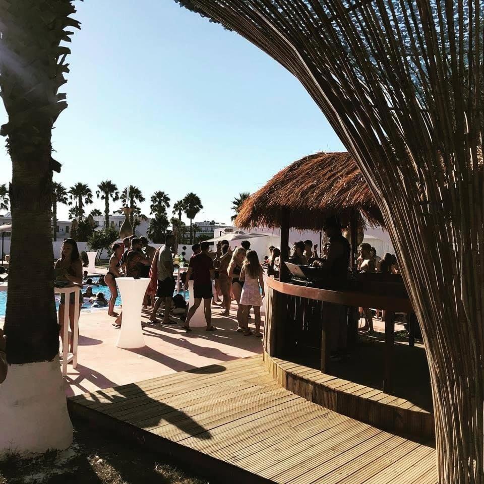 Black Amber Boutique Hotel Λάμπη Εξωτερικό φωτογραφία