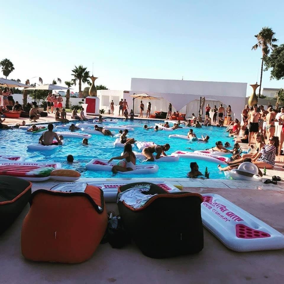 Black Amber Boutique Hotel Λάμπη Εξωτερικό φωτογραφία